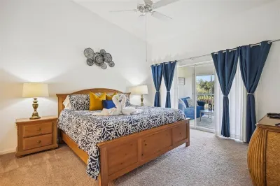 BEAUTY  in Paradise , 2 Beds, 2 Baths - Modern Decorated Condo Hotels near Naples / Marco Island KOA Holiday