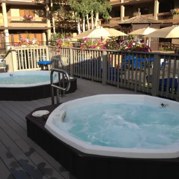 Walk to Vail Village Restaurants,  Shops & Lifts - Epic Views, Top Rated Condo!