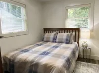 Leaf Peeping Flash Sale! 10 Out of 10! Come Enjoy This Newly Renovated Home!