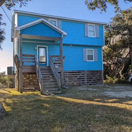 Reelin' Inn - Hatteras; Spectacular Sunsets, Dog friendly, WiFi, and Hot tub!