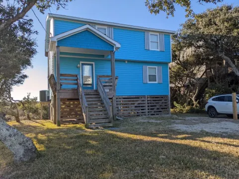 Reelin' Inn - Hatteras; Spectacular Sunsets, Dog friendly, WiFi, and Hot tub!