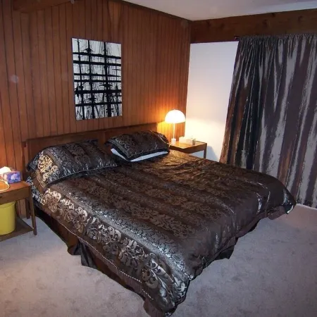 Ski right to your newly remodled great condo, enjoy woodburning fireplace & SAVE