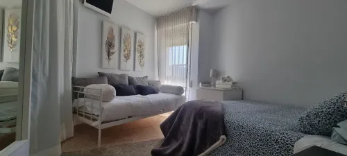 Great holiday villa, at the foot of the river Verdugo