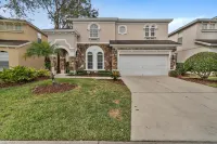 Isabellas Luxury 6BR Home Pool/Jacuzzi/Spa/GameRoom/BBQ Grill/ Mins from Disney