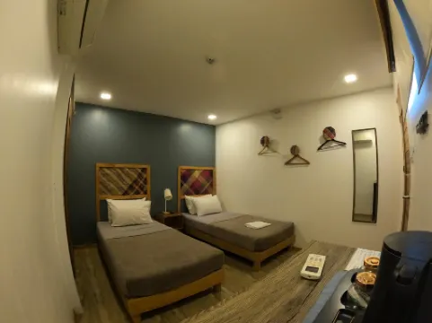 Silver Reef Dive Resort Отели в г. Даин