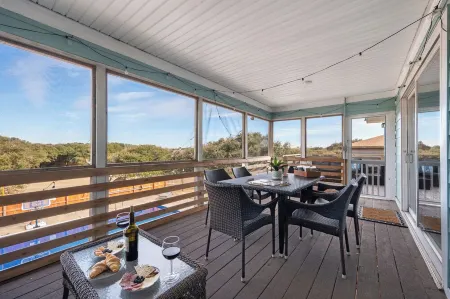 Central Obx - Pool, Beach, Mini Golf, 2 Suites, Patio, Relax in the Outer Banks Отели в г. Китти-Хок