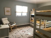 Recently Updated Private Home less than 1 mile from Downtown Frankfort & Beaches