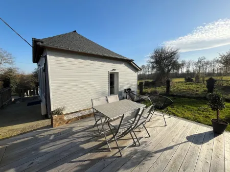 Augustant, quiet Normandy house 2 steps from Honfleur Отели в г. Аблон