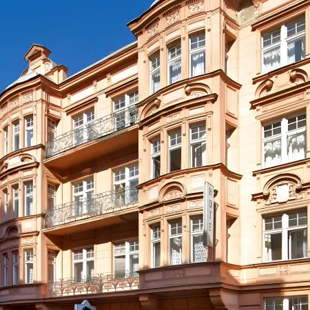 Hotel Taurus Отели рядом с достопримечательностью «Прага 03»