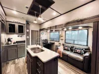 Unique RV Stay! Perfect for Couples, Families, And Explorers in the heart of FM Hotels near Murrell Park