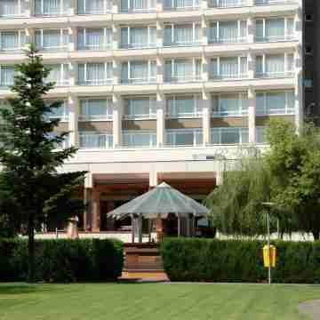 Ramada by Wyndham Bucharest Parc Hotel Exterior