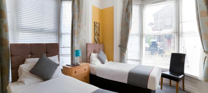 Diamonds Villa Near York Hospital Hotels in York