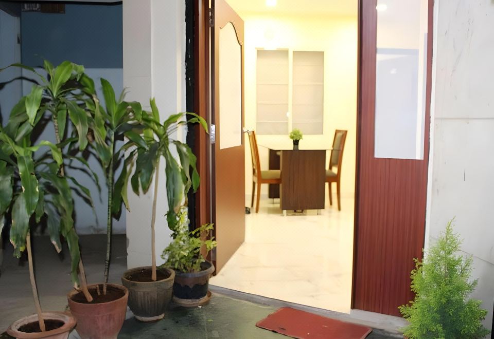 Family Friendly Guest houseOver view