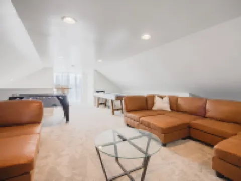 Belmar/lake Como-Tranquility 3 BR Apartment with Jacuzzi tub , Balcony&Terrace Hotels in Lake Como