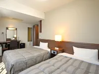 Hotel Route-Inn Nanao Ekihigashi