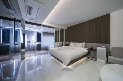 Rendezvous Hotel