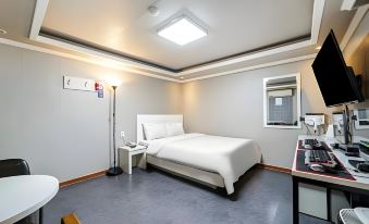 Dapsimni Hotel Grim