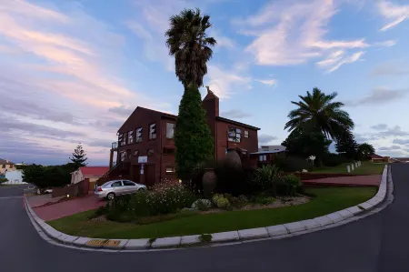 White Shark Guest House