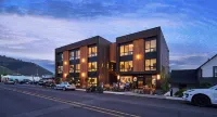 Two-bedroom suite-located downtown White Salmon, suite 4