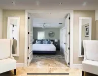 Private House, 2-1, Close to Atlantic Ave. Big Yard. Pet Friendly!