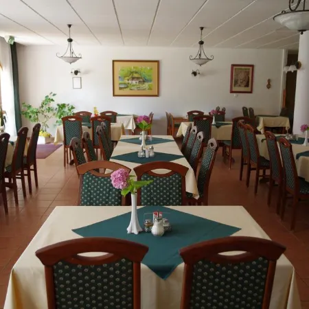 Ágnes Hotel