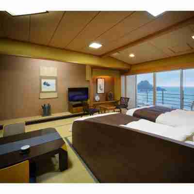 由良温泉八乙女 Rooms