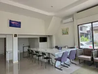 The White Residence Hotels in Khlung