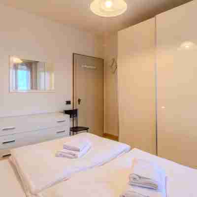 Claudia Rooms