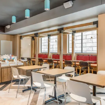 Tru by Hilton Madison West