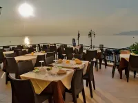 La Vista Postcard Hotel - breakfast