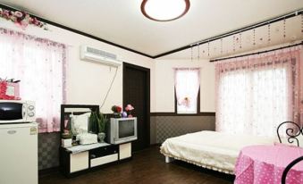 Taean (Anmyeondo) Forest Pension