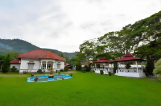 Khas Ombilin Hotel Hotel di Solok