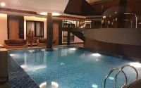 Allura Azana Resort Tawangmangu فنادق في تاوانجمانجو