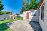 ナチュリスタ シティ ゲッタウェイ - インディアナポリス Fountain Square Theatre Building周辺のホテル