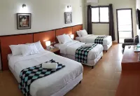 Express Inn Coronado & Camping Hotels in Chame