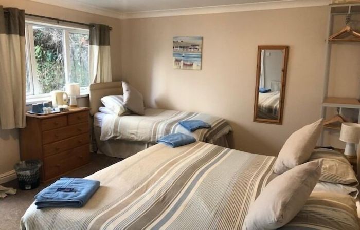 Bridgeside Guest House