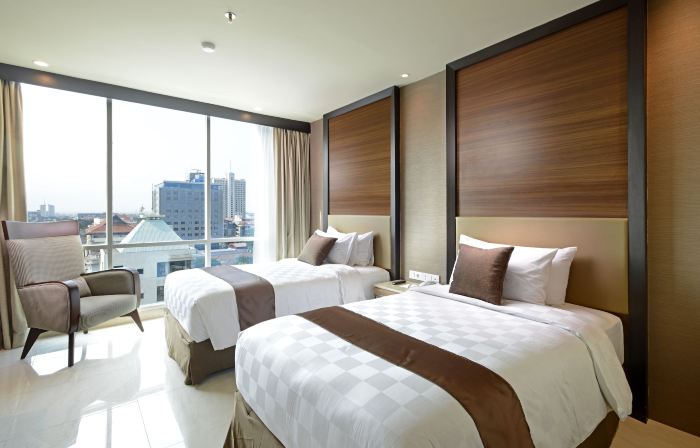 Aria Centra Surabaya
