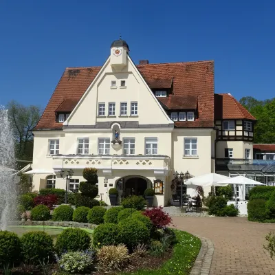Drahthammer Schlößl Hotels near Sanctuary of Maria Hilf