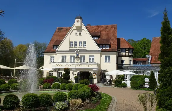 德拉罕默希洛瑟爾酒店