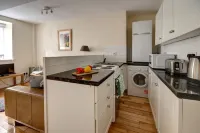 The Shop Cotswold Apartment Sleeps 2
