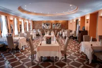 River Palace Hotel - พร้อมอาหารเช้า