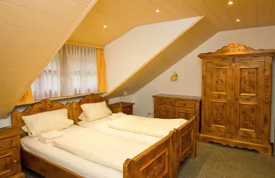 Naturfreundehaus Rahnenhof Hotels in Eisenberg