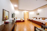 Hoang Duc Hotel Hotels near Chau Phu Temple