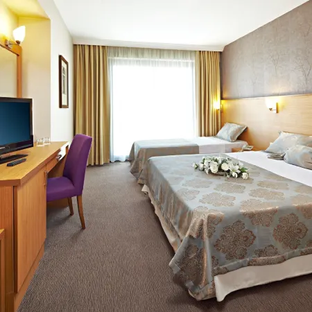 Ayvalik Cinar Hotel