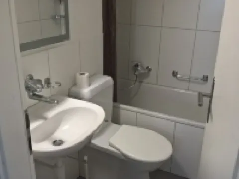 Swiss Star Tower - Self Check-IN Hotels in Zürich