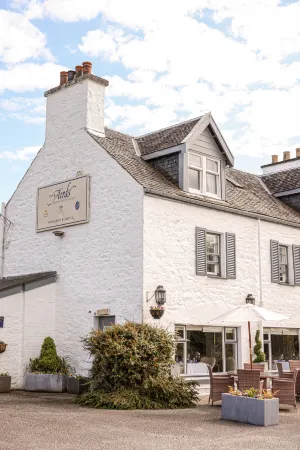The Airds Hotel and Restaurant Отели в г. Appin
