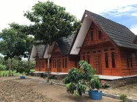 penginapan ciletuh geopark Hotel dekat Jajanan Kuliner Puncak Darma
