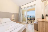 Nefeli Beach Hotel - balcony