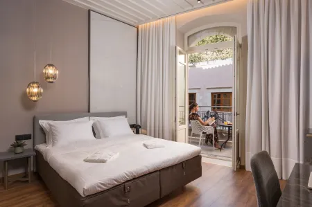 Veneri Boutique Suites Отели рядом с достопримечательностью «The byzantine and Post Byzantine Collection of Chania»