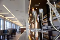 Tŷ Milford Waterfront - bar